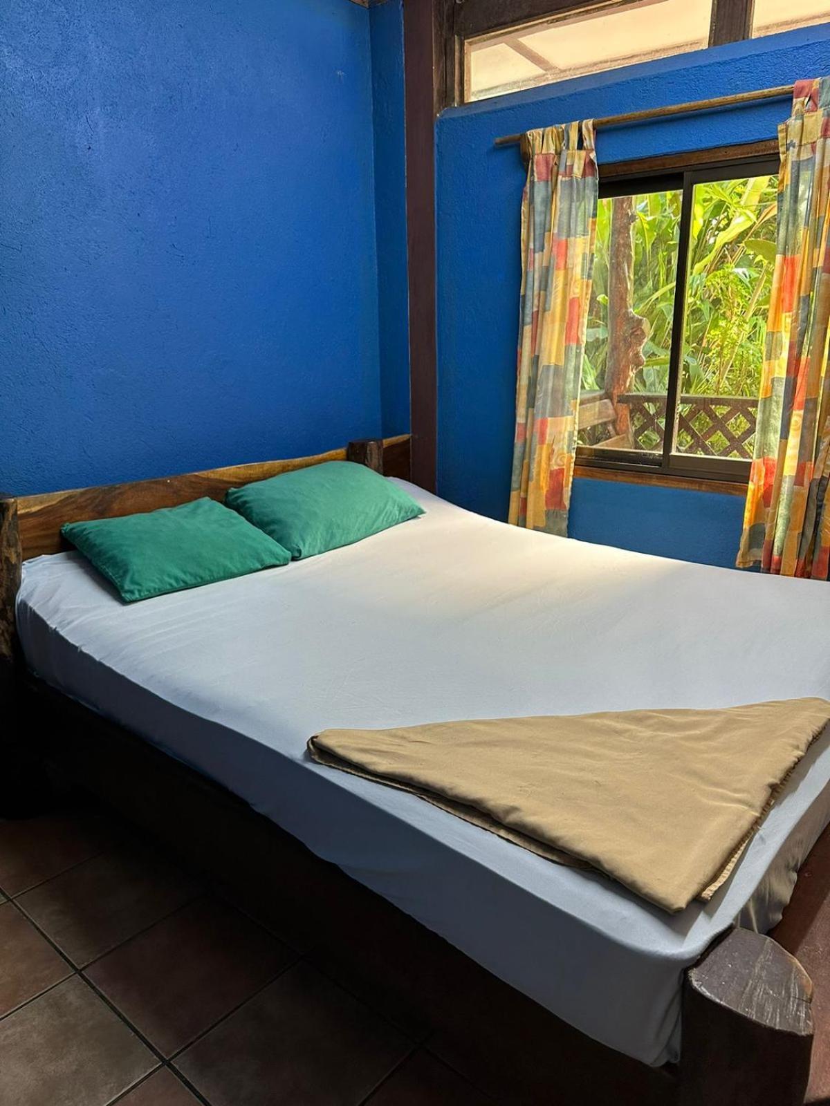 Playa Negra Brewing Beachfront Hotel Puerto Viejo de Talamanca 외부 사진