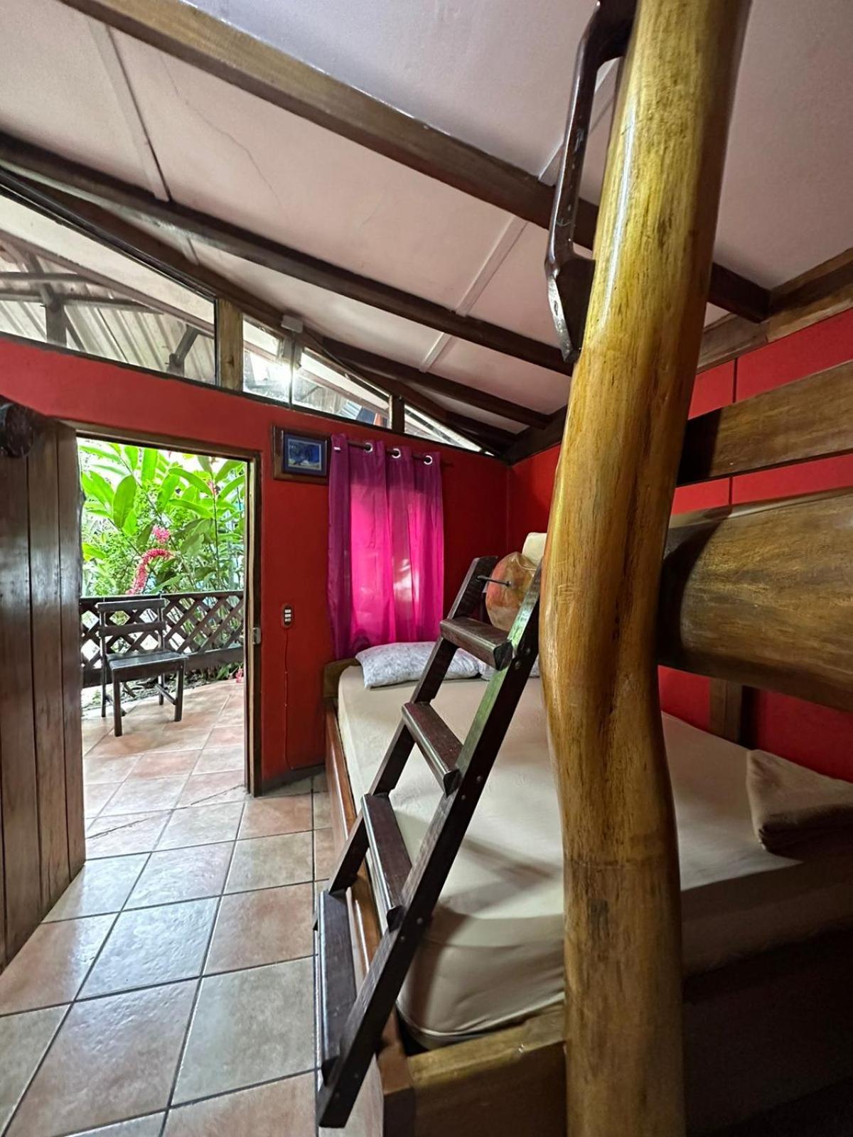 Playa Negra Brewing Beachfront Hotel Puerto Viejo de Talamanca 외부 사진