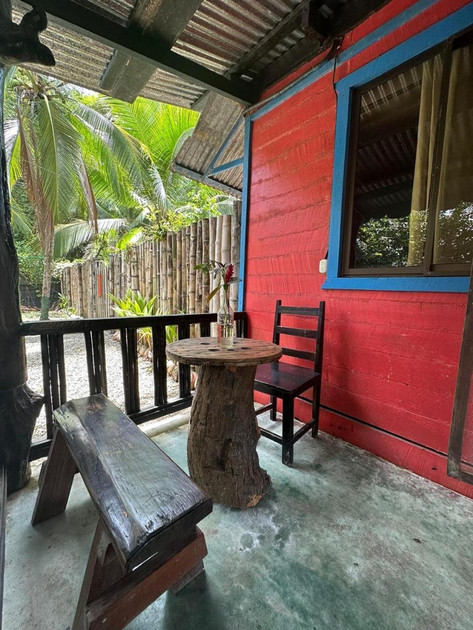 Playa Negra Brewing Beachfront Hotel Puerto Viejo de Talamanca 외부 사진