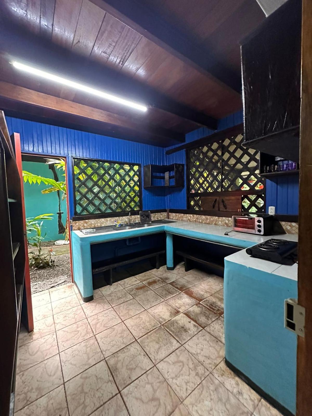 Playa Negra Brewing Beachfront Hotel Puerto Viejo de Talamanca 외부 사진